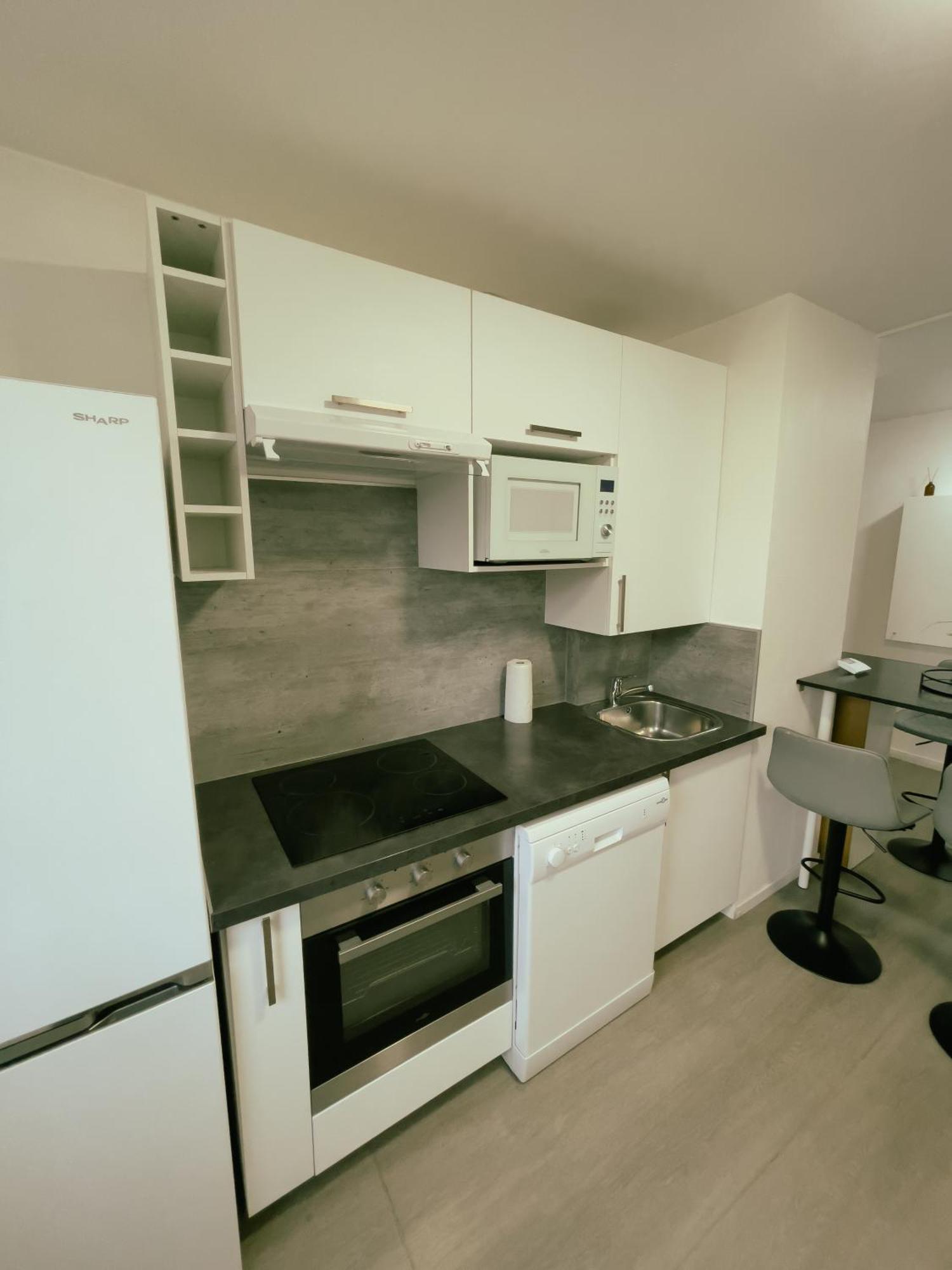 Appartement Proche U Arena Et La Defense Nanterre Buitenkant foto